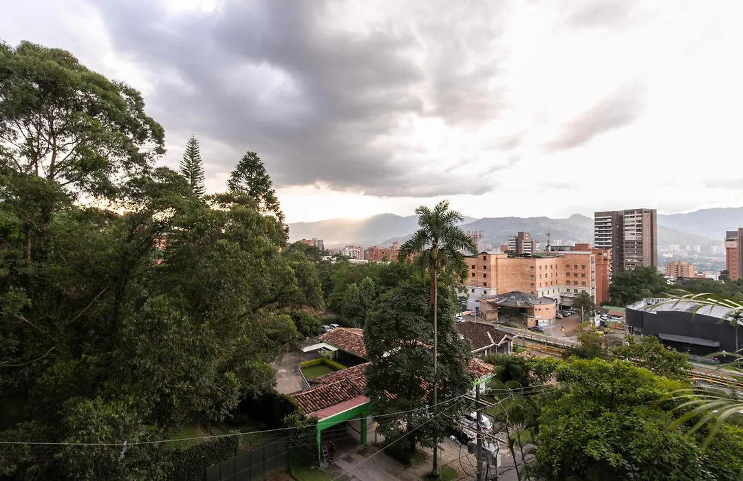 Apartamentos Borbon Suites-1