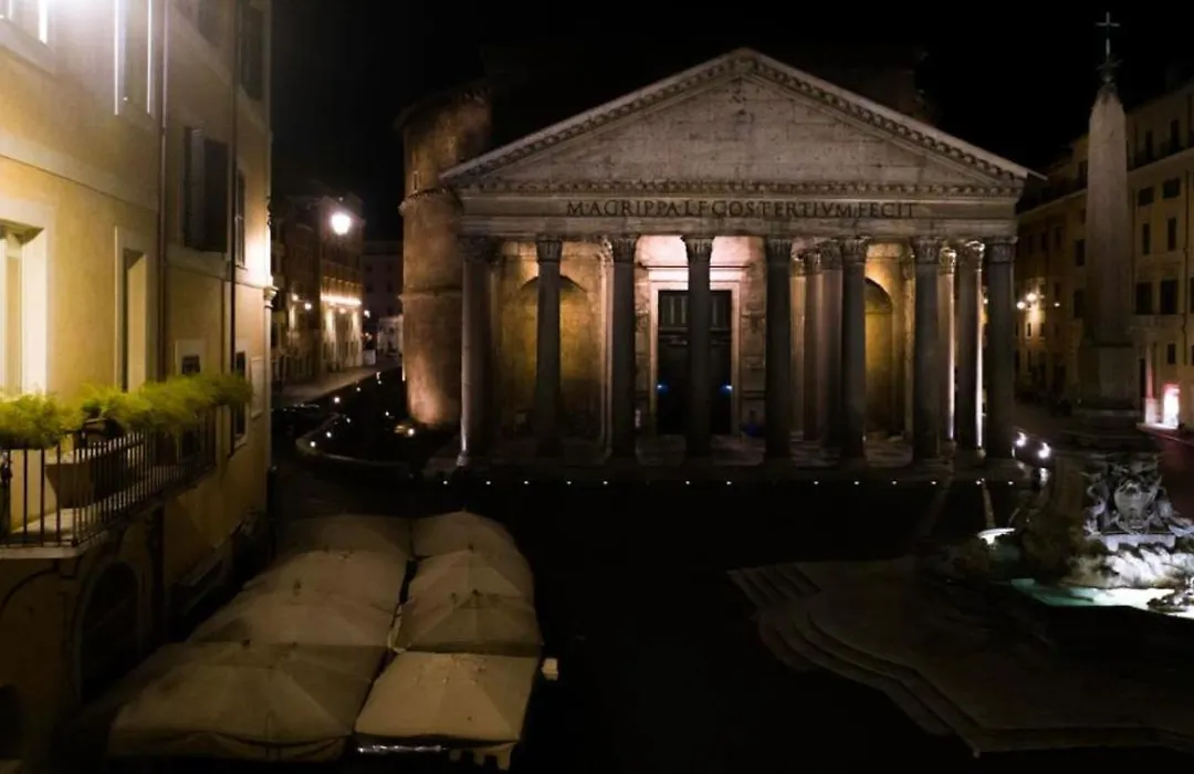 Casa Morgana - The Pantheon Balcony Suite-1