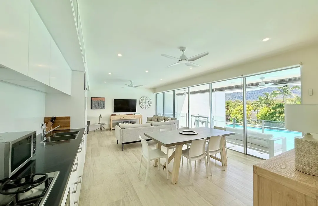 Pool Resort Port Douglas-1