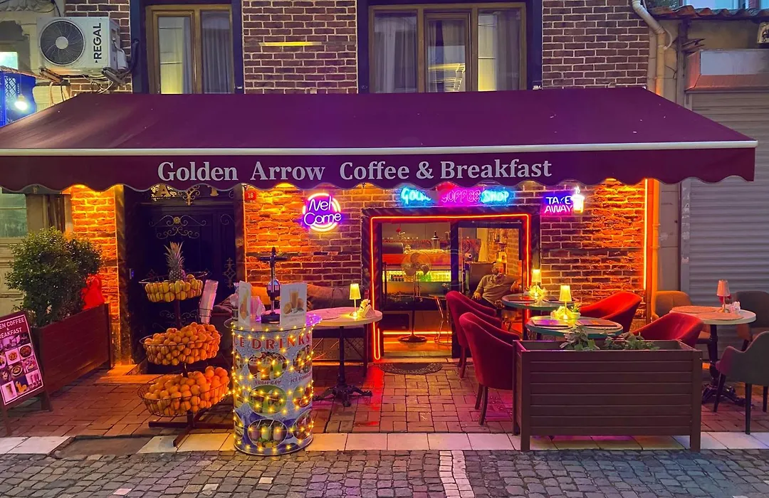 Golden Arrow Hotel-1