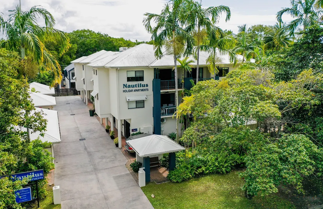 Nautilus Holiday Apartments-1