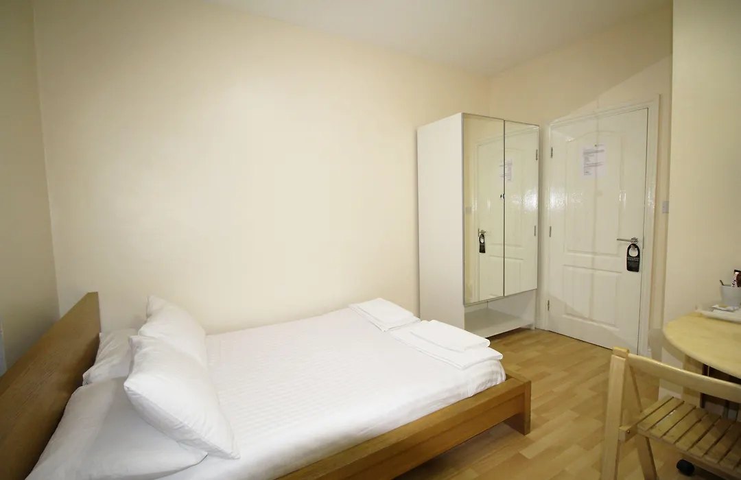 Flexistay Aparthotel Tooting-1