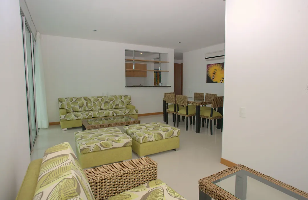 Travelers Orange Cartagena-1