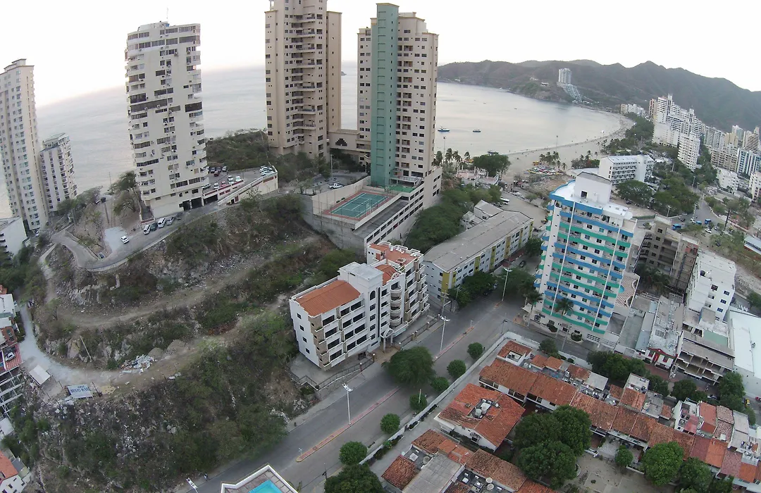 Aparta Hotel Roca Marina-1