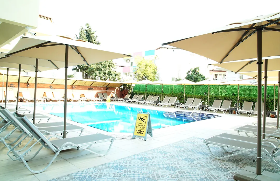 Blue Palace Apart Hotel-1