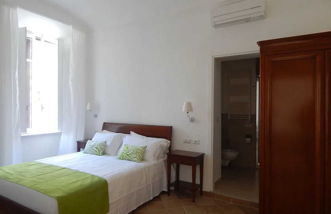 Roma Resort Colosseum-1
