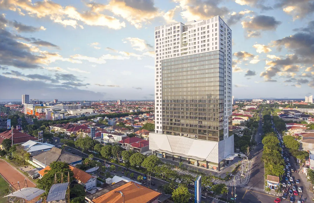 Oakwood Hotel & Residence Surabaya-1
