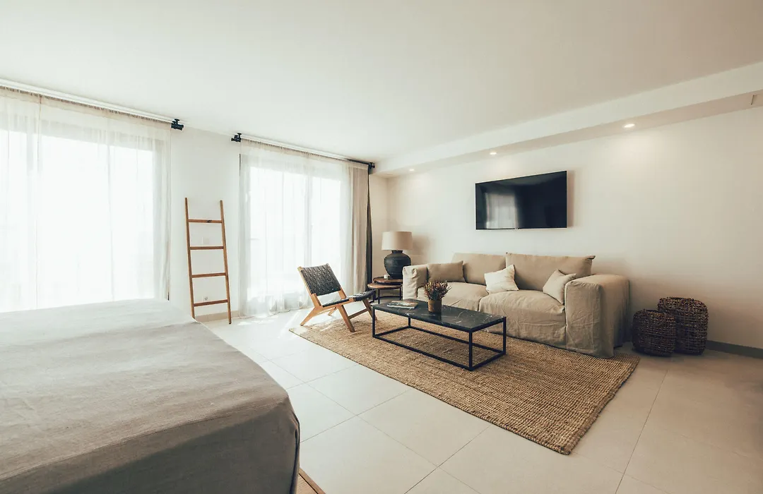 Cala Lanuza Suites-1