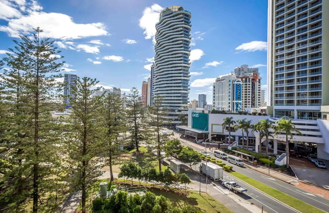 Mantra Broadbeach On The Park-1