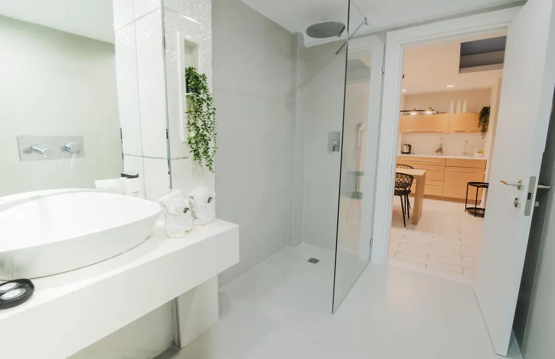 Almogim Suites Eilat Hotel (Adults Only)-1