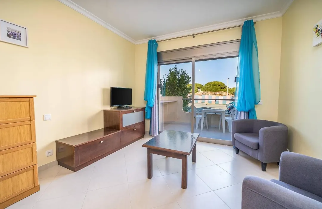 Apartamentos Vista Mar-1
