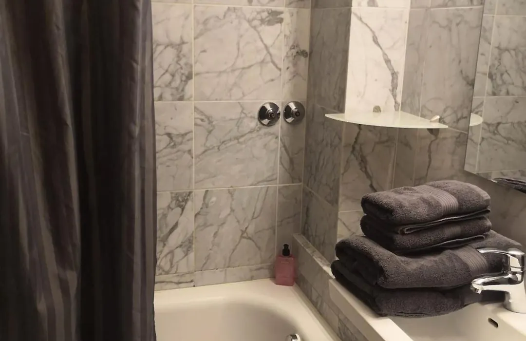 SOHO Private Zimmer&Rooms Im Herzen der Altstadt-1