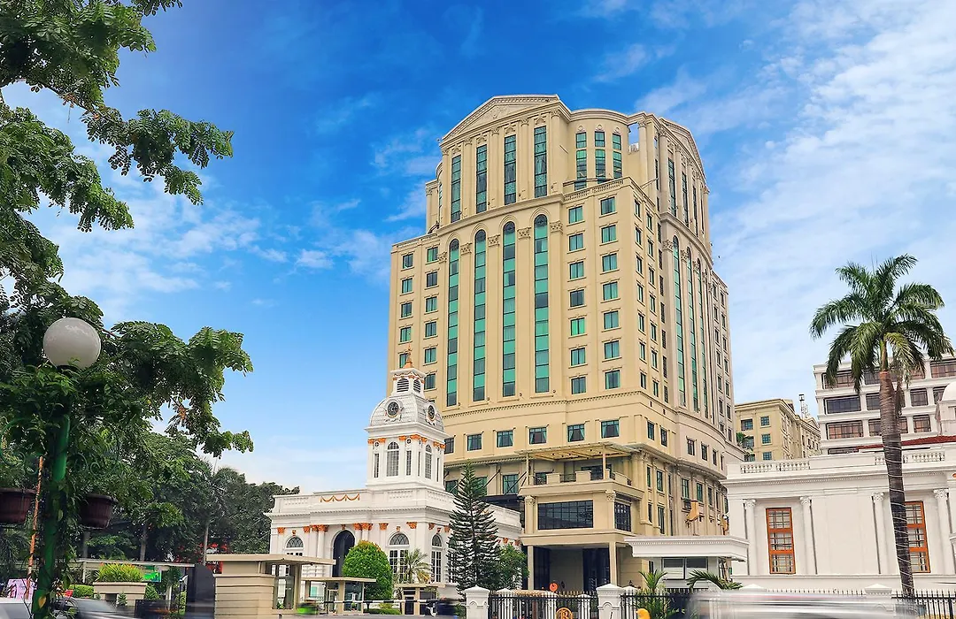 Grand City Hall Hotel & Serviced Residences-1