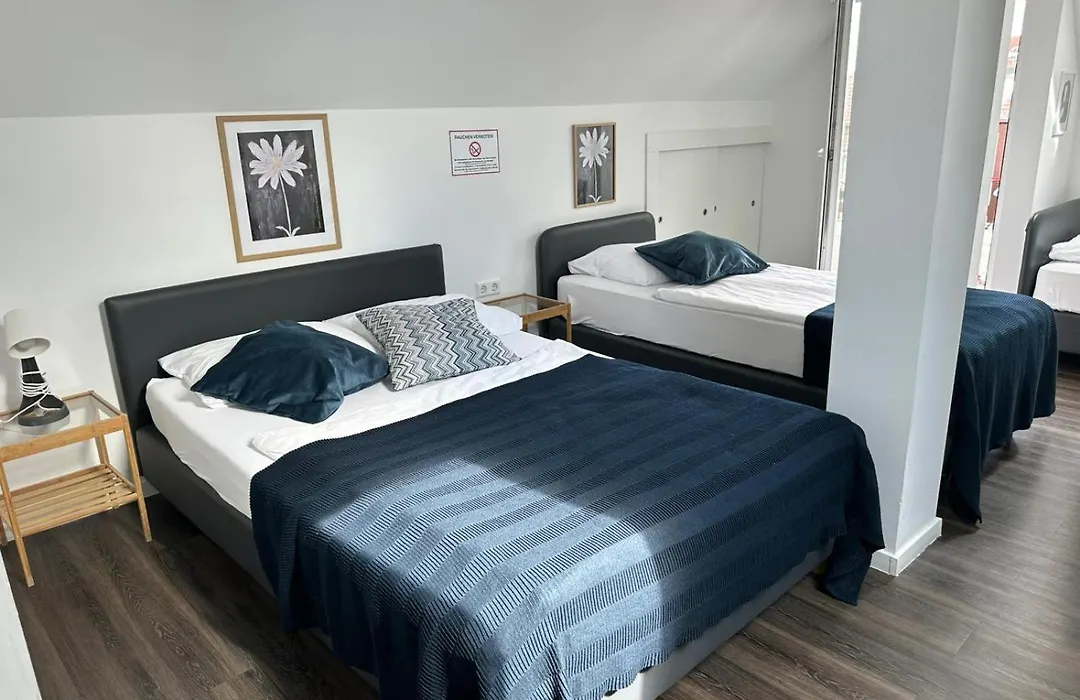 Aparthotel Lenau-1