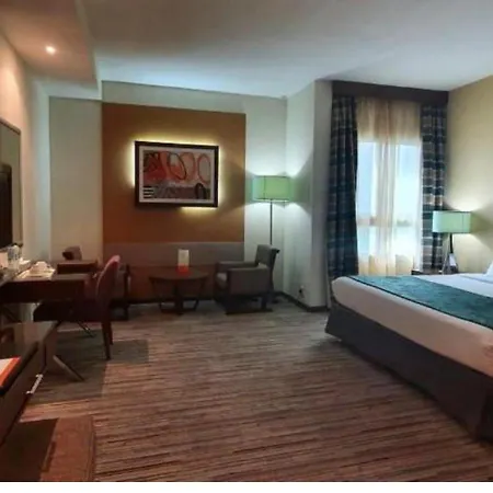 Phoenix Plaza Hotel Apartments-3