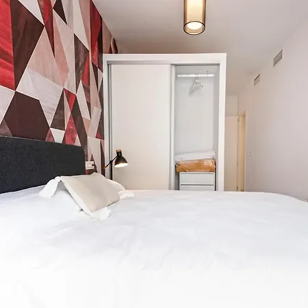 Malaga Rivas 34 Suites Homes-2