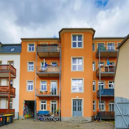 Limehome Dresden Jordanstrasse-3