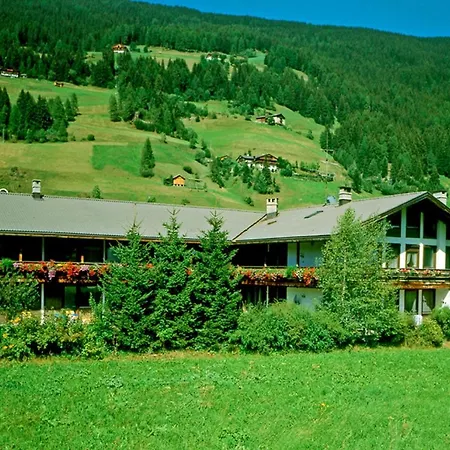 Residence Emmy-2