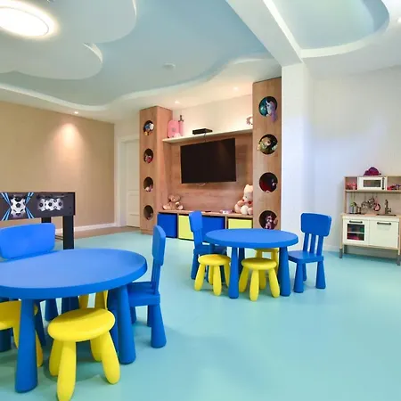 Vistamar Aparthotel-3