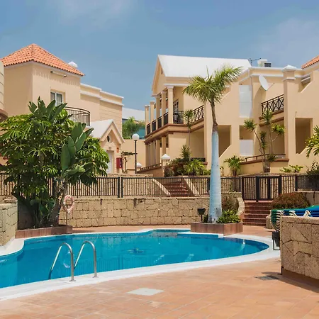 Yucca Park Aparthotel-3