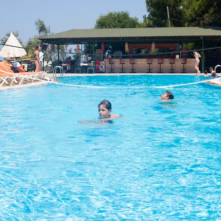 Tuntas Family Suites Kusadasi-2