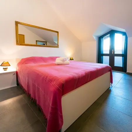 Aparthotel Plat-2