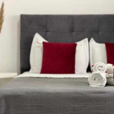 Central Studio Apartments-2