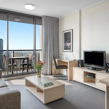 Oaks Brisbane On Charlotte Suites-3