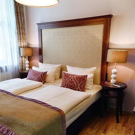 Aparthotel Am Schloss-3