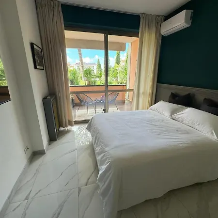 Aurelia Green Suite-3