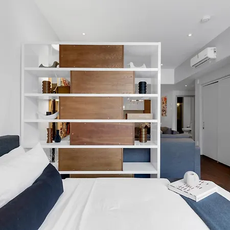 Liv Mtl Soho Spacious Rooftop Suites For Groups Near Downtown Montreal-2