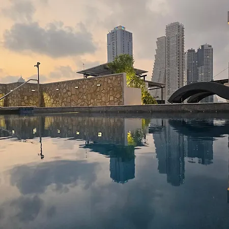 Vaux Park Street Hotel - A Collection Of 8 Luxury Lofts-3