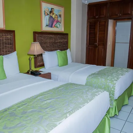 Aparthotel Guijarros-3