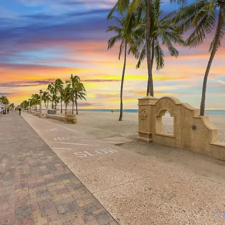 Costa Hollywood Beach-3