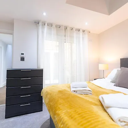 Ealing Residency-3