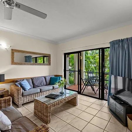 Nautilus Holiday Apartments-2