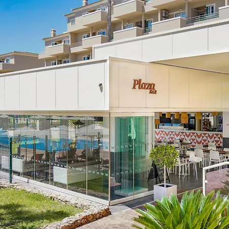 Vitors Plaza-2