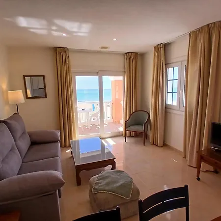 Lloyds Beach Club-3