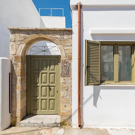 Lefka Hotel&Apartments-3