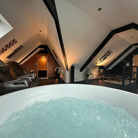 Les Suites de Bougainville-2