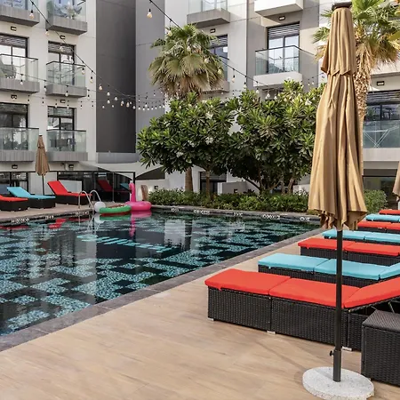 Izzzi Life Mint Holiday Home Apartments-3