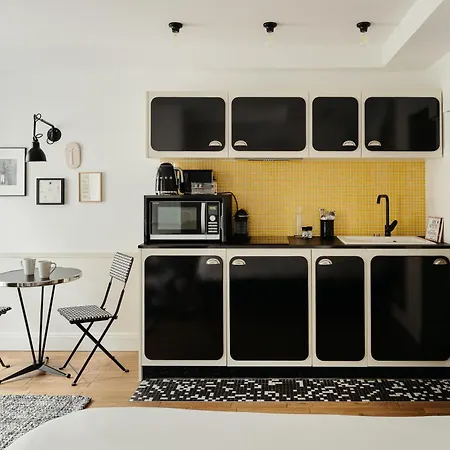 My Maison In Paris - Louvre-2