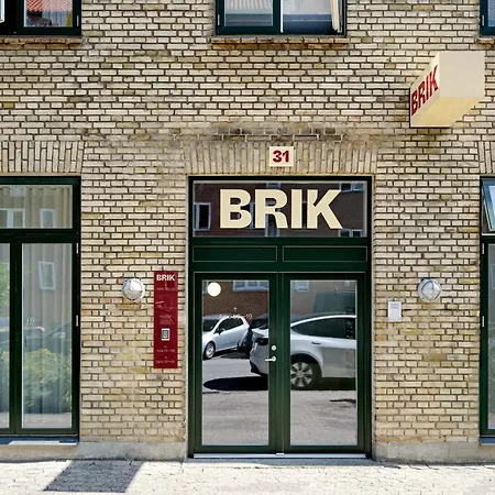 Brik Apartment Hotel-3