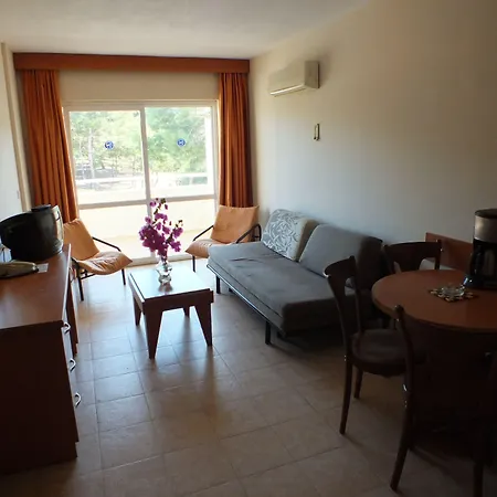Tuntas Family Suites Kusadasi-3