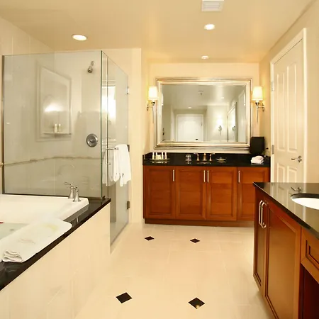 Luxury Suites International At The Signature-2