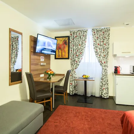 Batu Apart Hotel-3