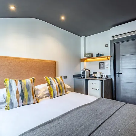 Crescent Place By Mansley-3