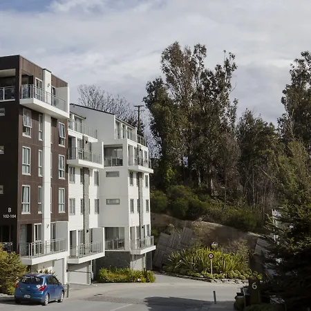 Queenstown Village Apartments-3