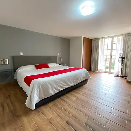 Grupo Kings Suites - Bosques de Duraznos 78-3