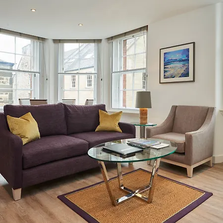 Braid Apartments By Mansley-3